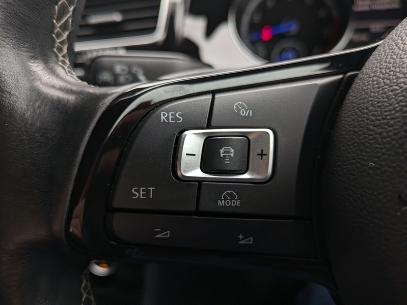 Used Volkswagen Golf 2015 for sale - 76651044: Photo 17