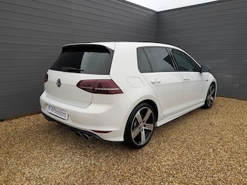 Used Volkswagen Golf 2015 for sale - 76651044: Photo