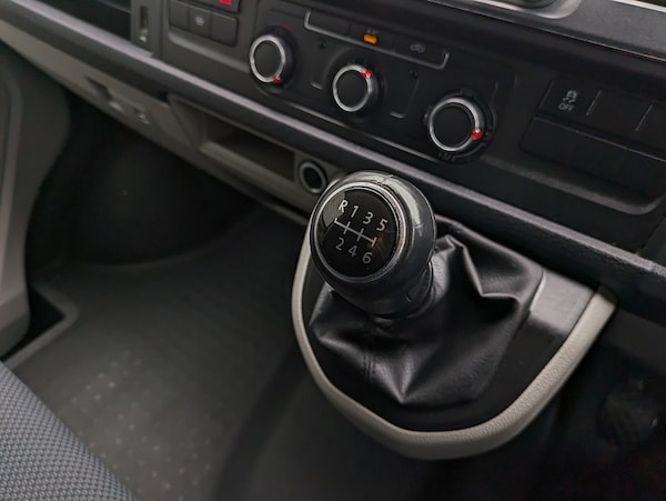 Used Volkswagen Transporter 2019 for sale - 76320163: Photo 13