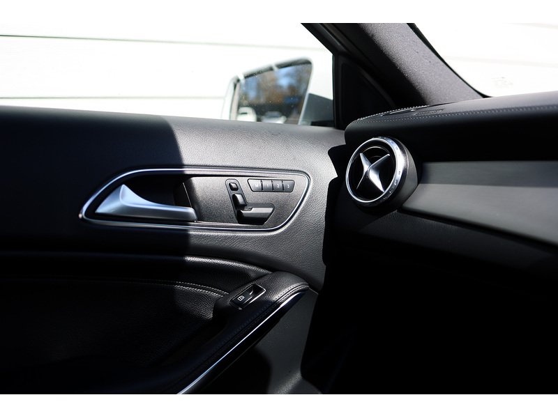 Used Mercedes-Benz GLA 2017 for sale - 78150639: Photo 33