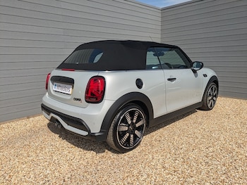 Used MINI Convertible 2022 for sale - 75574094: Photo