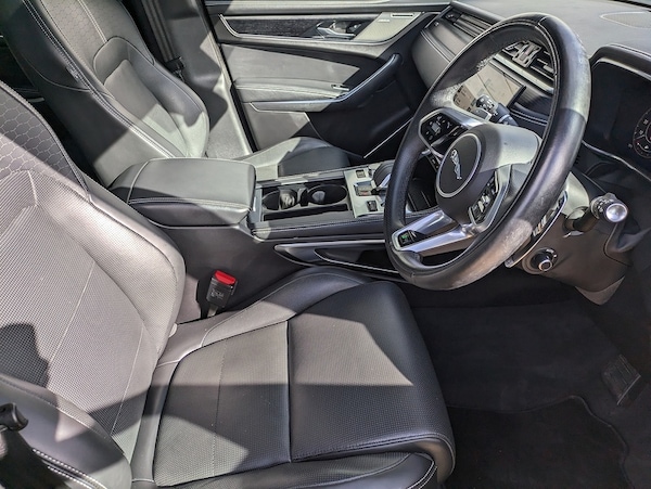 Used Jaguar F-Pace 2022 for sale - 75713593: Photo 11