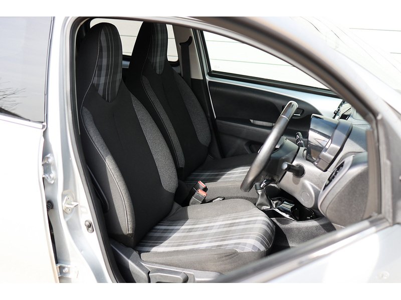 Used Peugeot 108 2018 for sale - 77963607: Photo 17