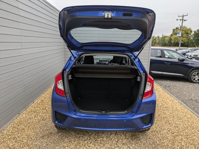 Used Honda Jazz 2016 for sale - 76280552: Photo 8