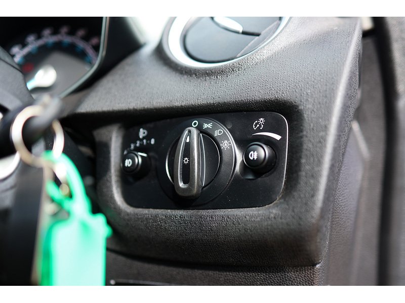 Used Ford Fiesta Van 2017 for sale - 78083622: Photo 30