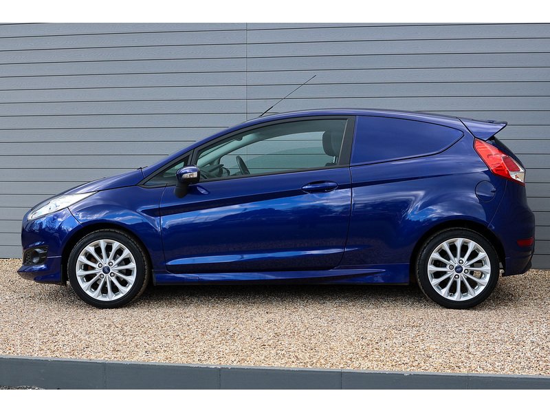 Used Ford Fiesta Van 2017 for sale - 78083622: Photo 7