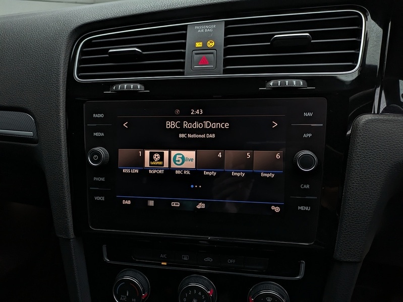 Used Volkswagen Golf 2018 for sale - 77038574: Photo 16