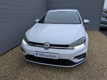 Used Volkswagen Golf 2018 for sale - 77038574: Photo