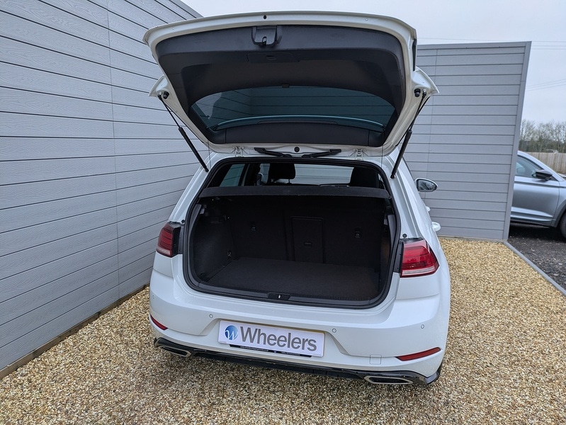 Used Volkswagen Golf 2018 for sale - 77038574: Photo 8