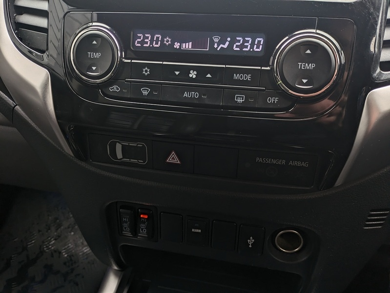 Used Mitsubishi L200 2017 for sale - 77584128: Photo 21