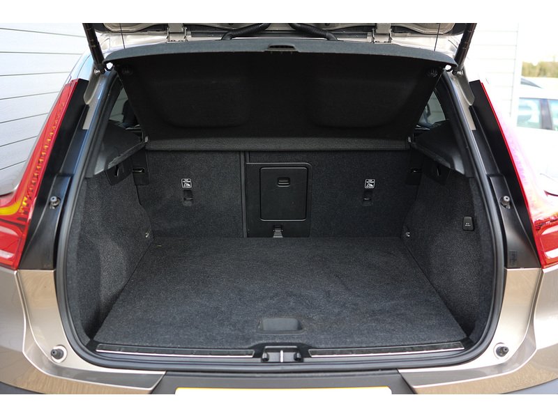 Used Volvo XC40 2022 for sale - 78069439: Photo 14