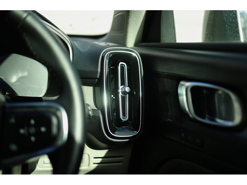 Used Volvo XC40 2022 for sale - 78069439: Photo 32