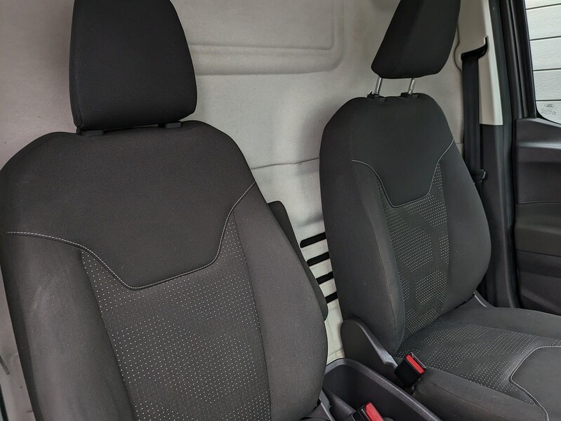 Used Ford Transit Courier 2020 for sale - 76426338: Photo 19