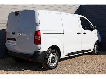 Used Vauxhall Vivaro 2024 for sale - 77947032: Photo