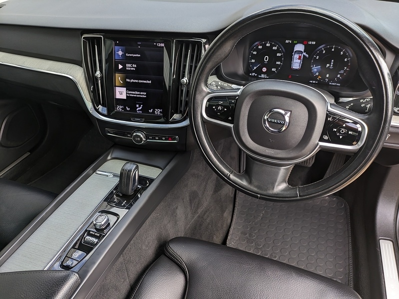 Used Volvo V60 2020 for sale - 77272329: Photo 13