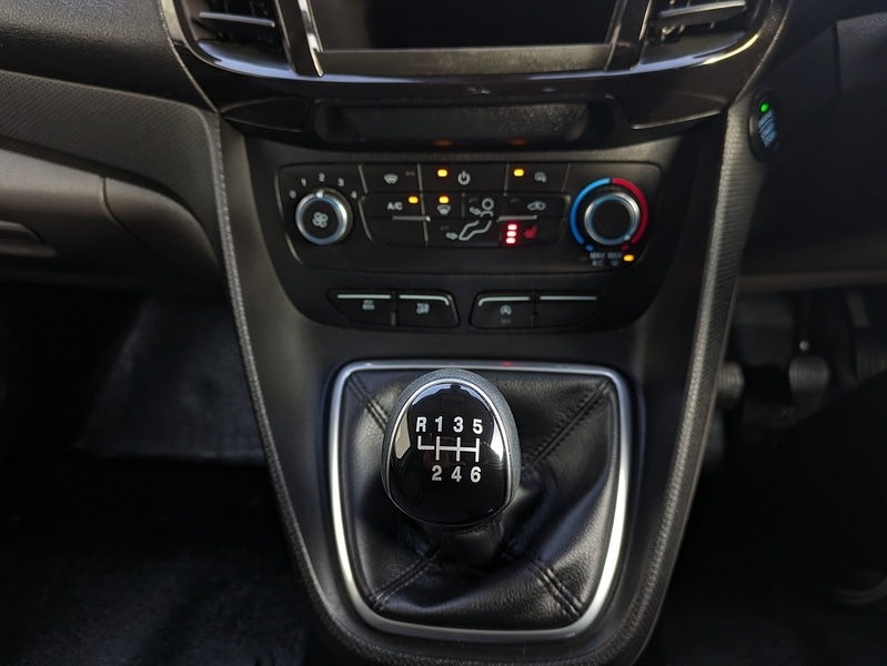 Used Ford Transit Connect 2019 for sale - 76707338: Photo 11