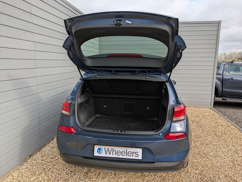 Used Hyundai i30 2017 for sale - 77681443: Photo 14