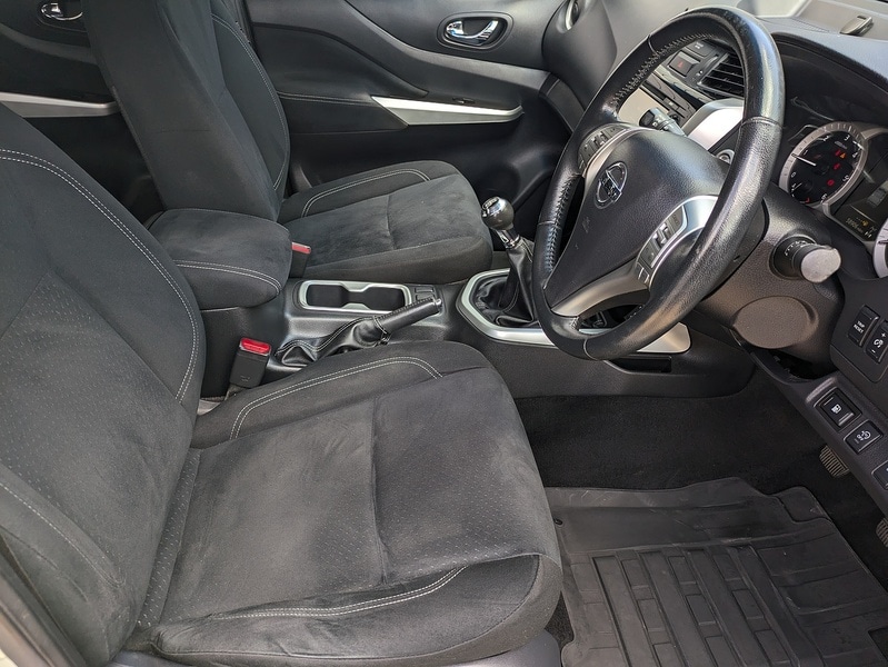 Used Nissan Navara 2017 for sale - 76047030: Photo 10