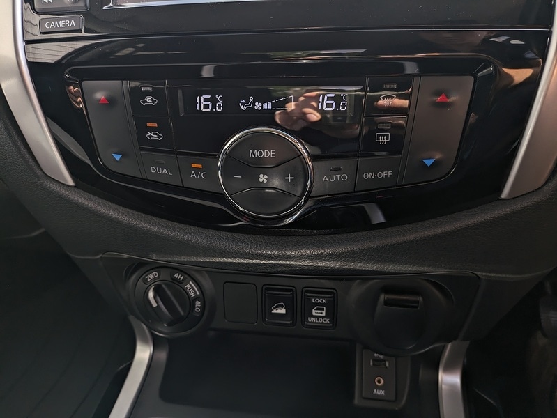 Used Nissan Navara 2017 for sale - 76047030: Photo 13