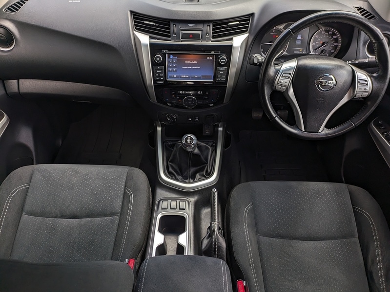 Used Nissan Navara 2017 for sale - 76047030: Photo 2