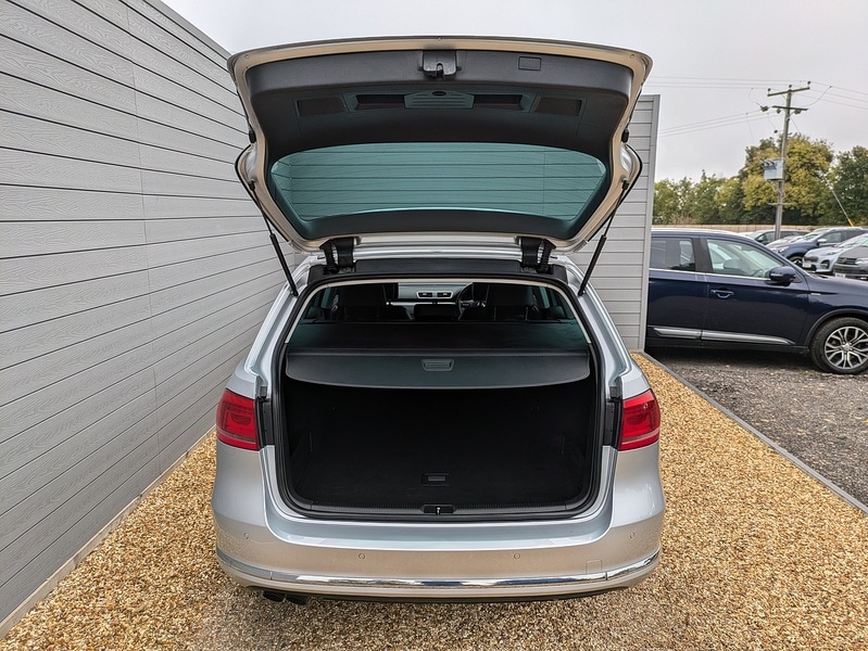 Used Volkswagen Passat 2014 for sale - 76288031: Photo 8