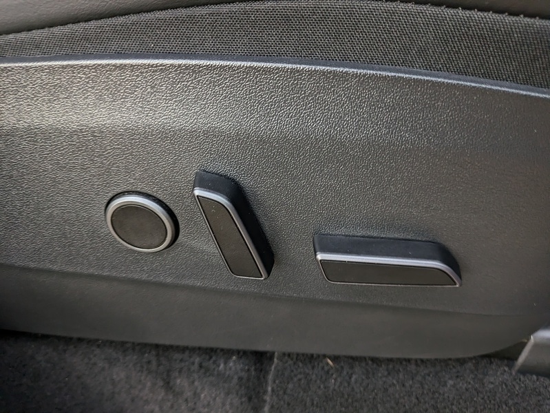 Used Tesla Model Y 2022 for sale - 77494354: Photo 26