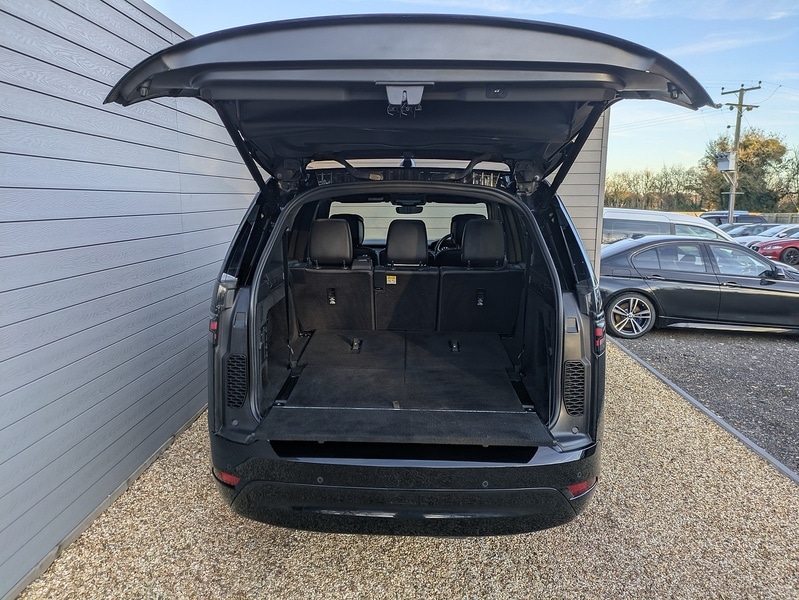 Used Land Rover Discovery 2023 for sale - 76655500: Photo 8