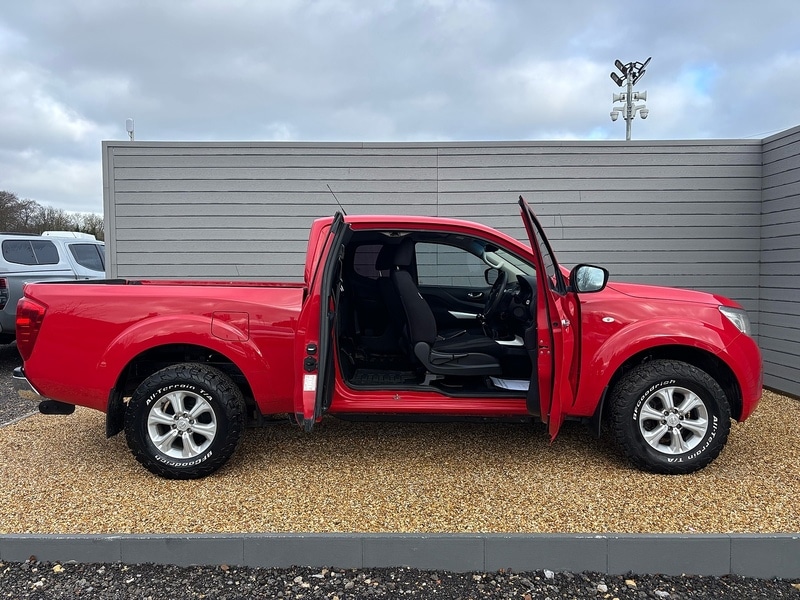 Used Nissan Navara 2017 for sale - 77643288: Photo 15