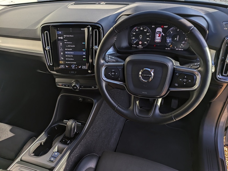 Used Volvo XC40 2019 for sale - 76612658: Photo 2