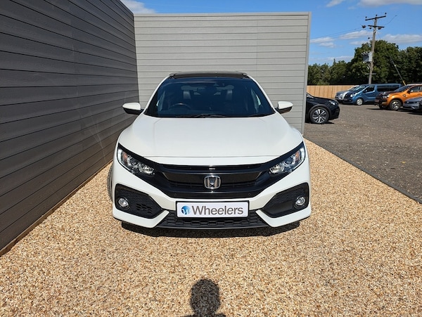 Used Honda Civic 2020 for sale - 75037329: Photo 4
