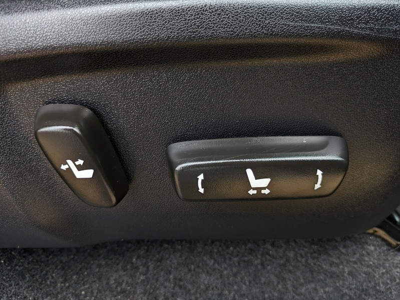 Used Toyota Hilux 2018 for sale - 76477905: Photo 19