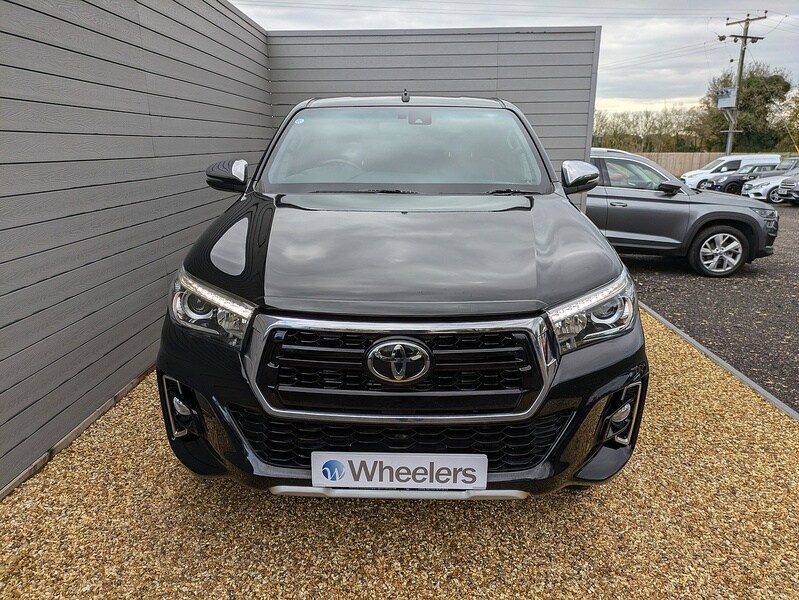 Used Toyota Hilux 2018 for sale - 76477905: Photo 4
