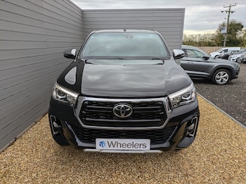 Used Toyota Hilux 2018 for sale - 76477905: Photo
