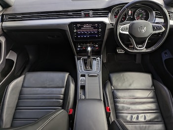 Used Volkswagen Passat 2023 for sale - 75919603: Photo