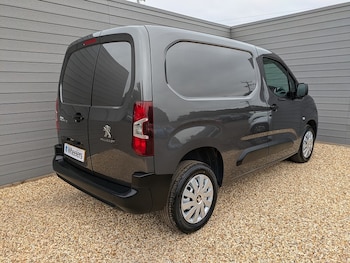 Used Peugeot Partner 2023 for sale - 75627810: Photo
