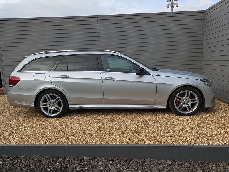 Used Mercedes-Benz E Class 2014 for sale - 76357045: Photo 6