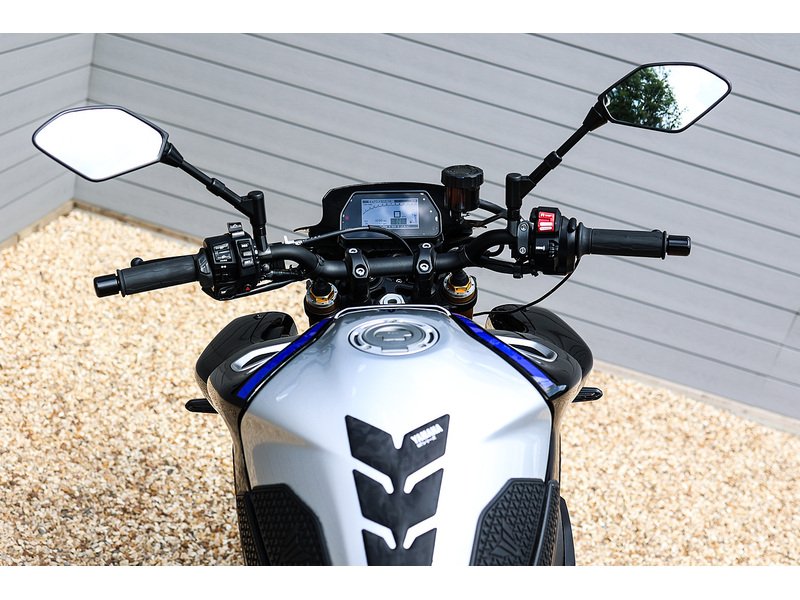 Used Yamaha MT-10 for sale - 78722669: Photo 3