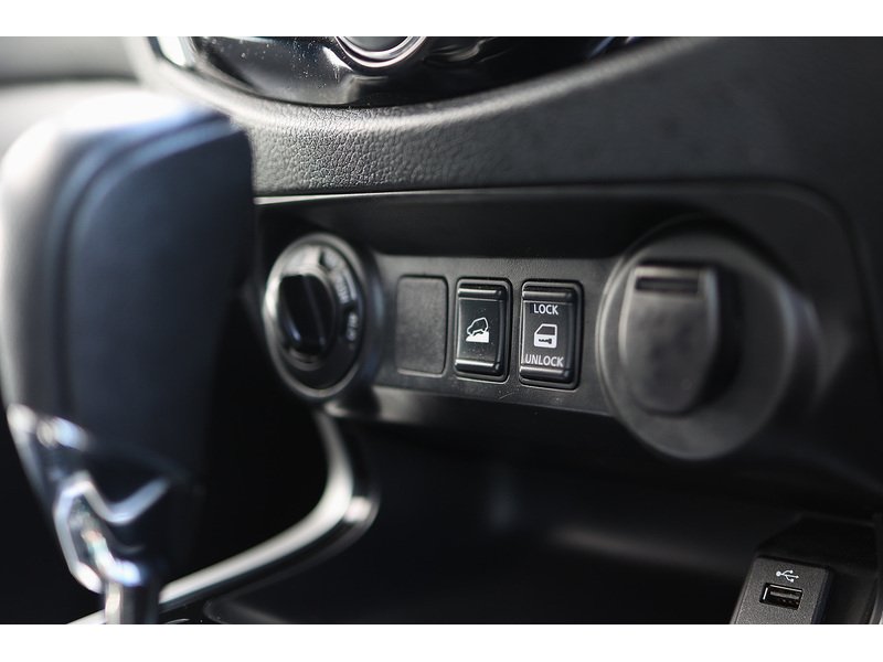 Used Nissan Navara 2016 for sale - 77976821: Photo 22