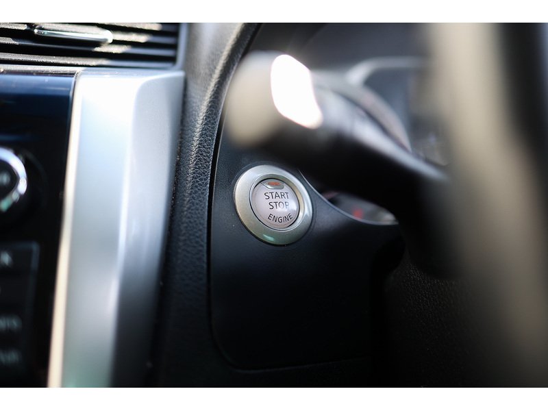 Used Nissan Navara 2016 for sale - 77976821: Photo 24