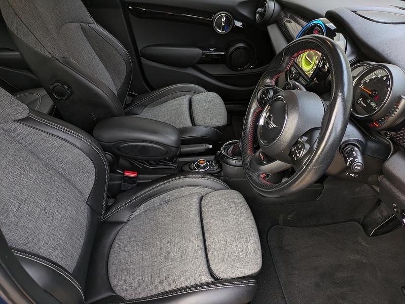 Used MINI Hatch 2017 for sale - 76386763: Photo 10