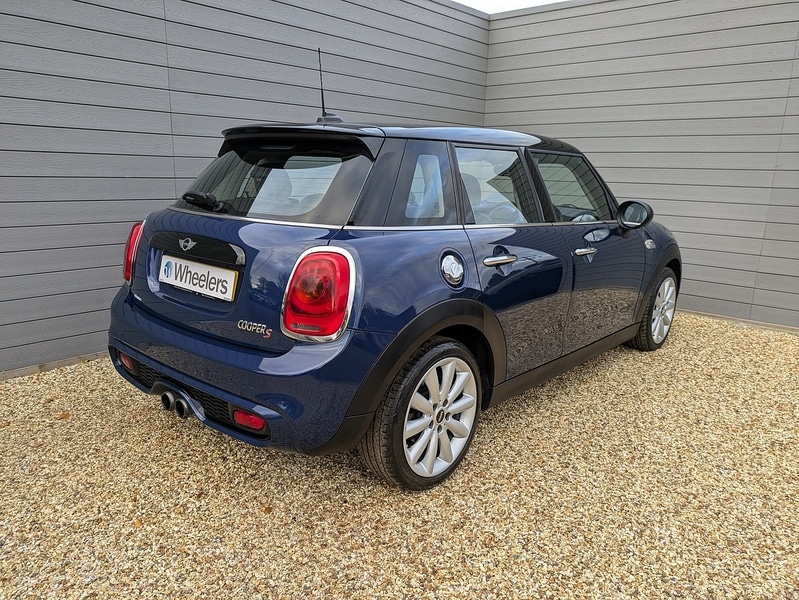 Used MINI Hatch 2017 for sale - 76386763: Photo 3