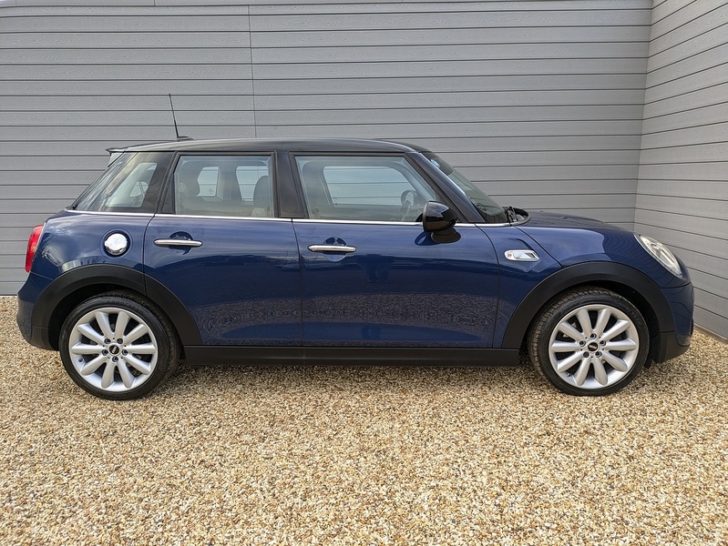 Used MINI Hatch 2017 for sale - 76386763: Photo 5