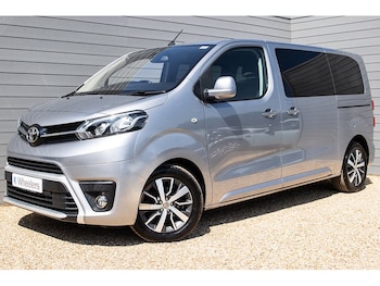 Used Toyota PROACE CITY Verso 2019 for sale - 79266135: Photo