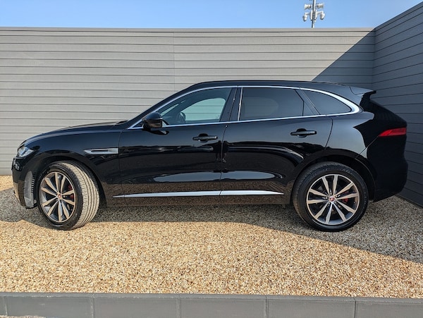 Used Jaguar F-Pace 2017 for sale - 75620107: Photo 6