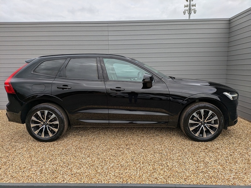 Used Volvo XC60 2023 for sale - 76392260: Photo 5