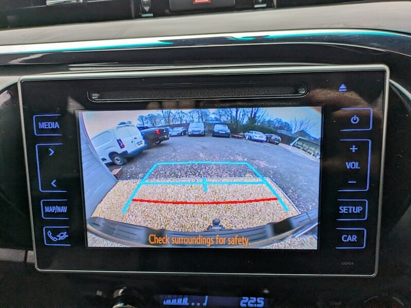 Used Toyota Hilux 2018 for sale - 77502634: Photo 26