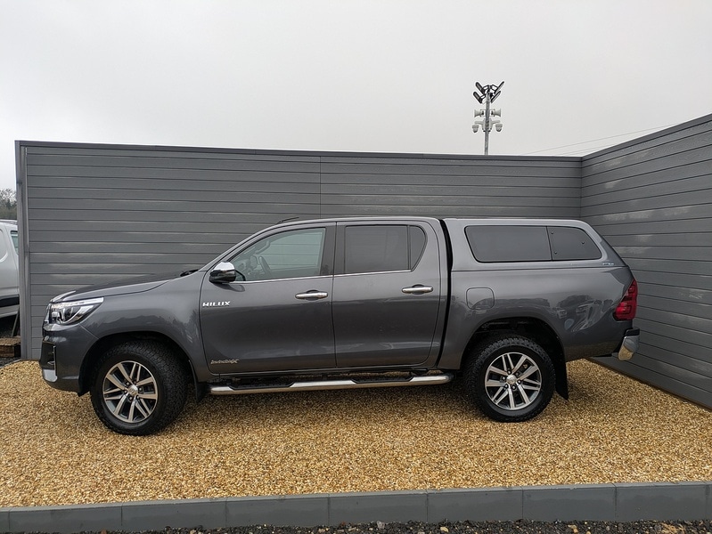 Used Toyota Hilux 2018 for sale - 77502634: Photo 8