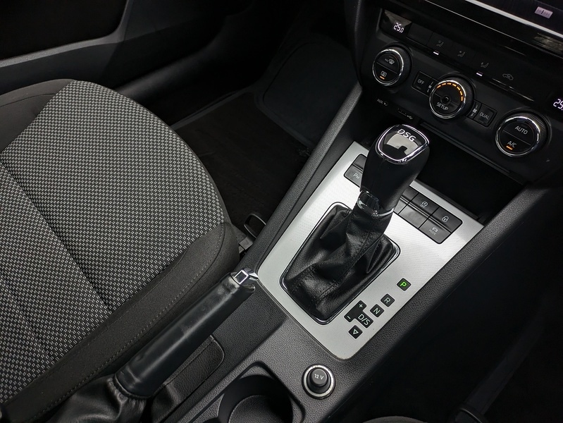 Used Skoda Octavia 2013 for sale - 76454856: Photo 13