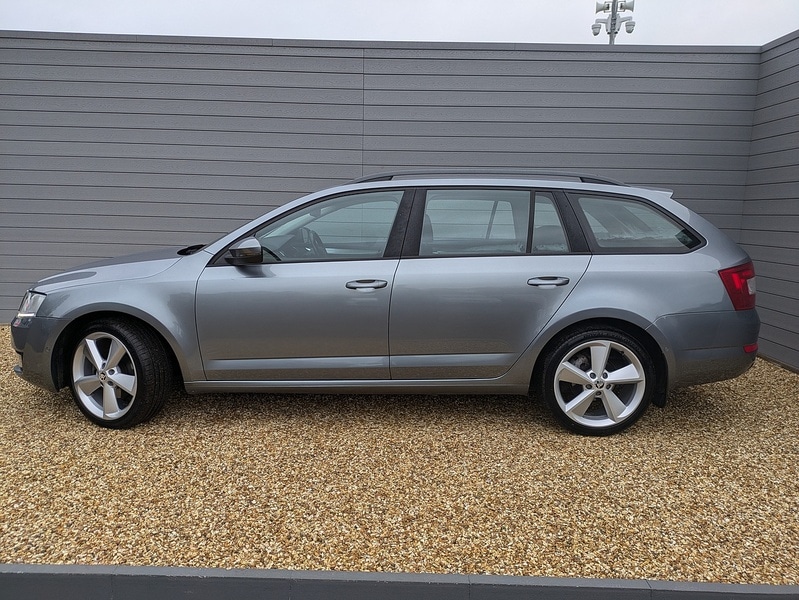 Used Skoda Octavia 2013 for sale - 76454856: Photo 7
