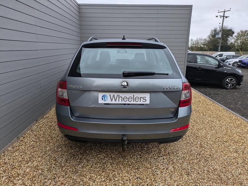 Used Skoda Octavia 2013 for sale - 76454856: Photo 8